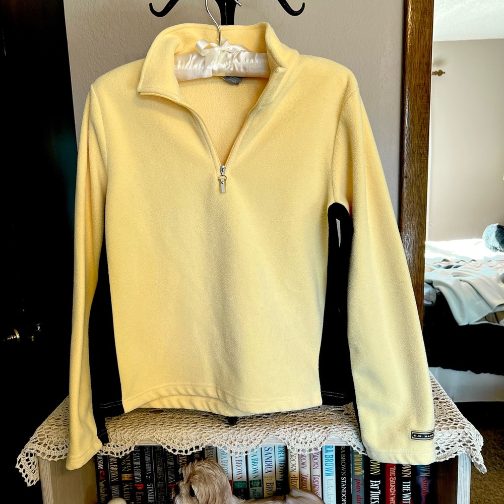 Soft and Lightweight Yellow and Black 1/4 Zip Fleece Pullover - S